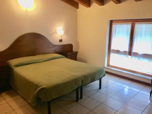 Hotel Edelweiss San Zeno di Montagna Exterior foto